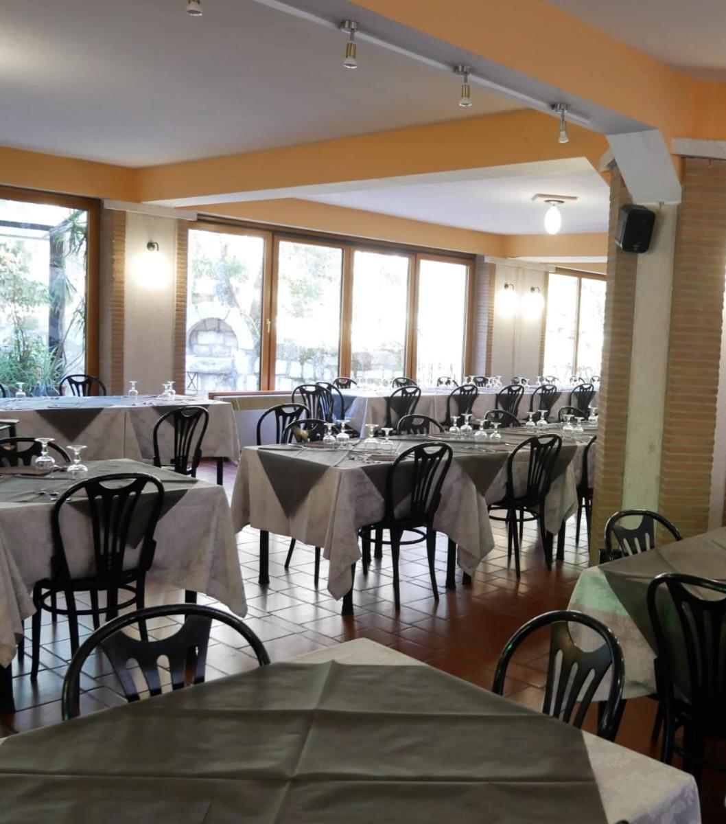LH Albergo Il Picchio Pescasseroli Esterno foto