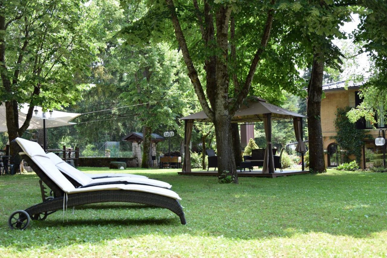 LH Albergo Il Picchio Pescasseroli Esterno foto